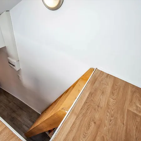 Апартаменти Litchi Lovely Loft With Ac Rue Du Paquier *
